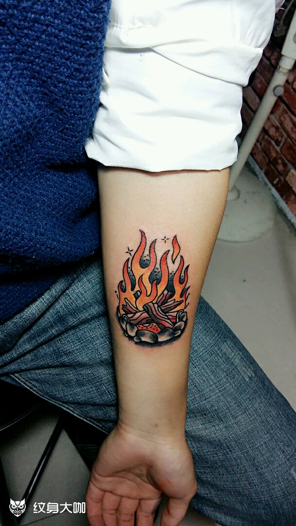 篝火_纹身图案手稿图片_杨雪松的纹身作品集