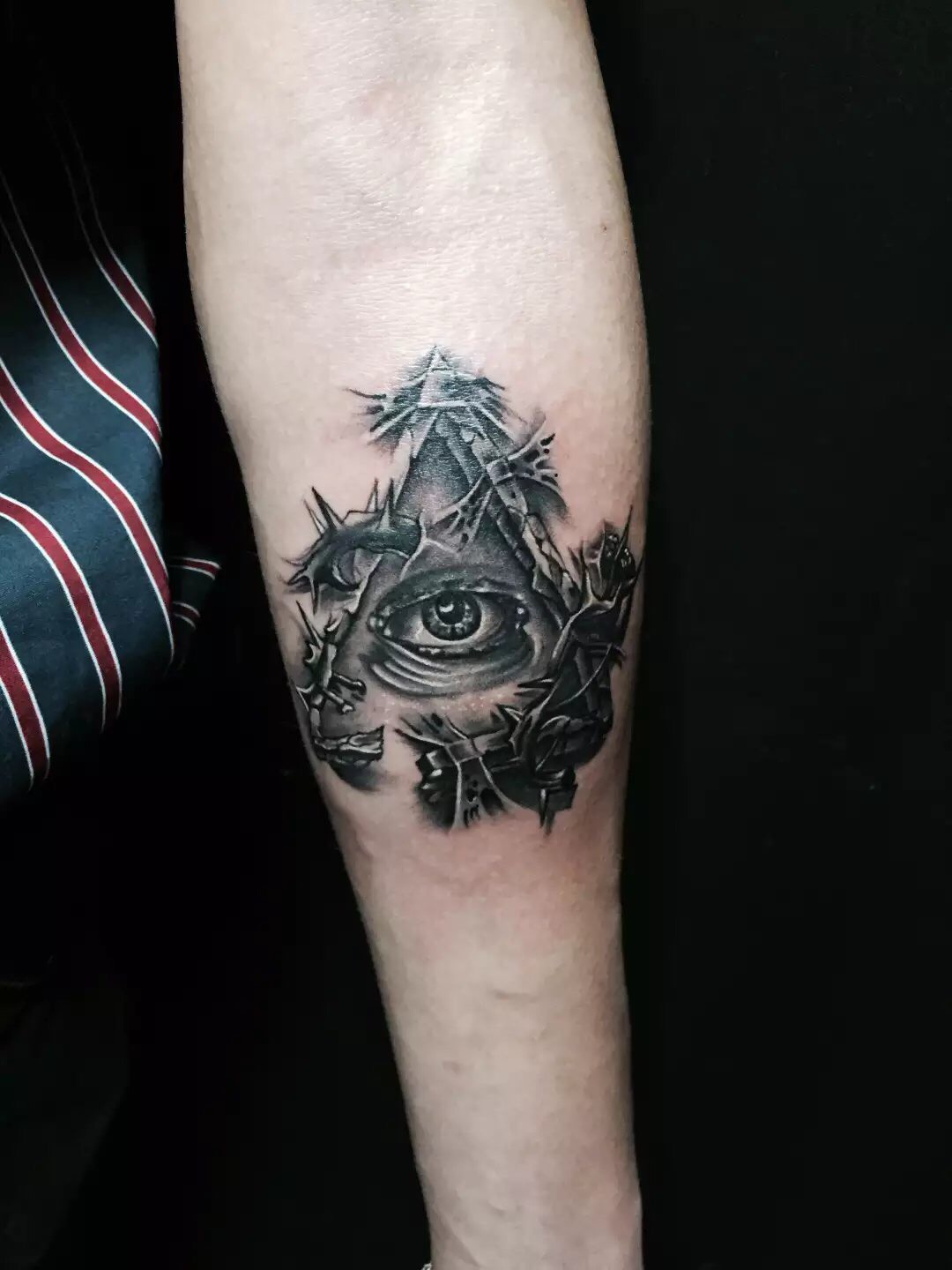 上帝之眼_纹身图案手稿图片_老李的纹身作品集