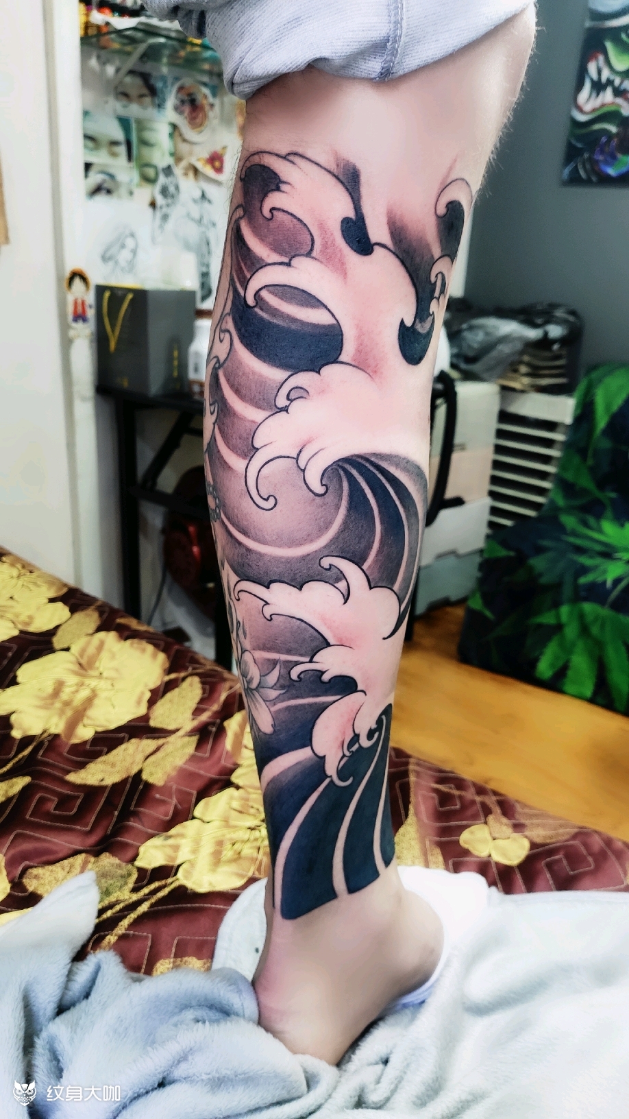 小腿浪花_纹身图案手稿图片_金茉的纹身作品集