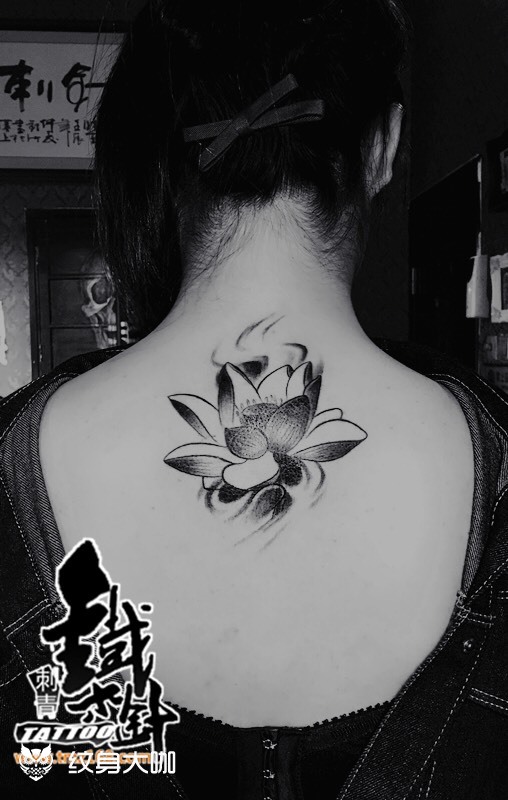 莲花纹身