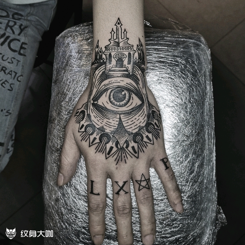 全视之眼_纹身图案手稿图片_黄子睿的纹身作品集