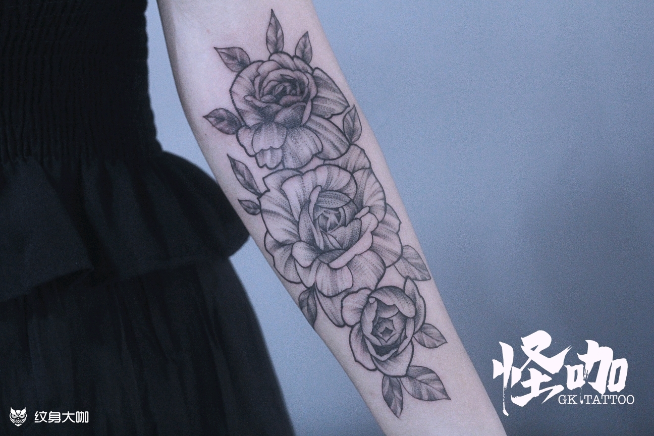 小臂素花_纹身图案手稿图片_新月newmoon.tattoo的纹身作品集