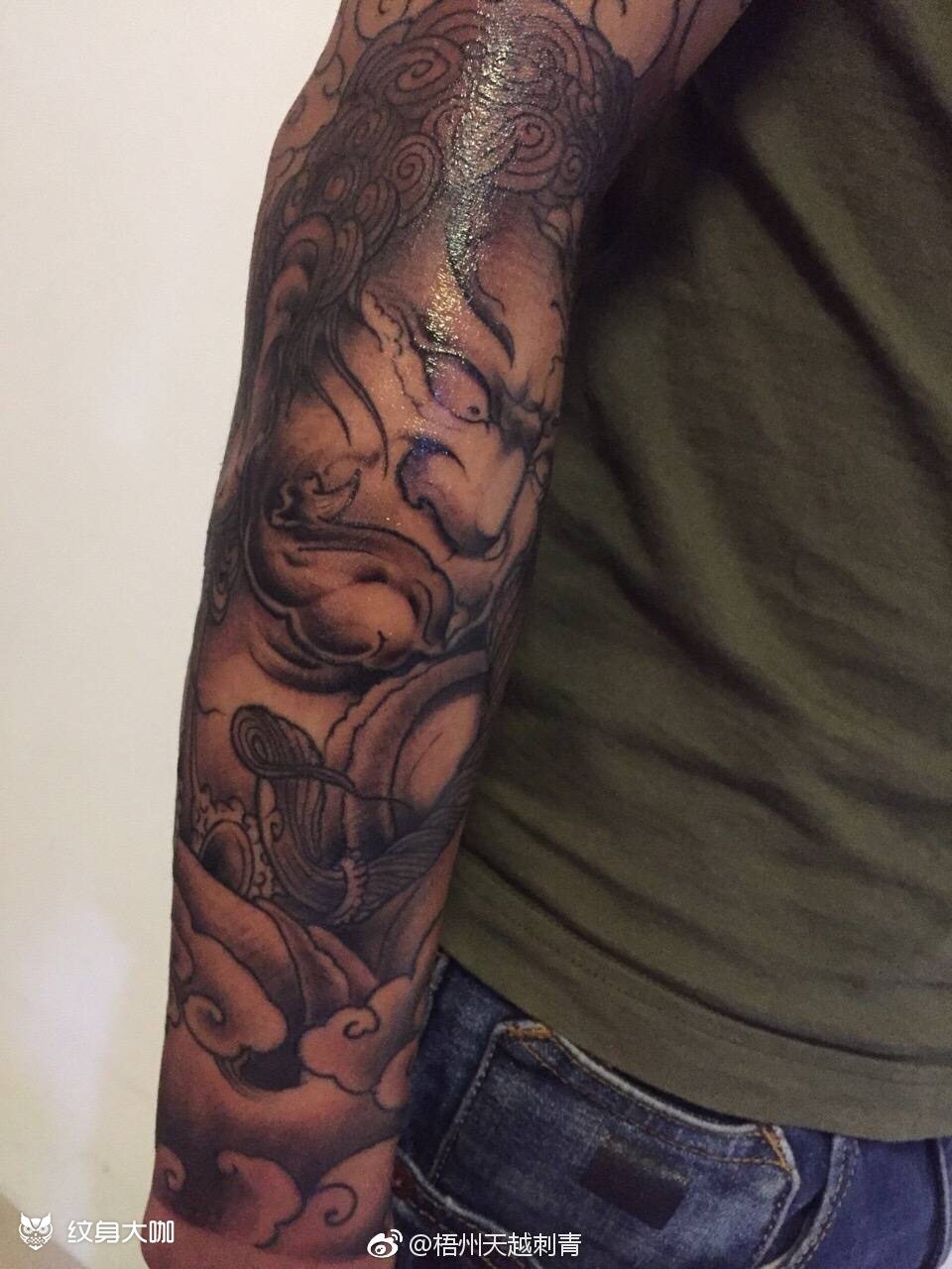 花臂不动冥王_纹身图案手稿图片_天天天天越的纹身作品集
