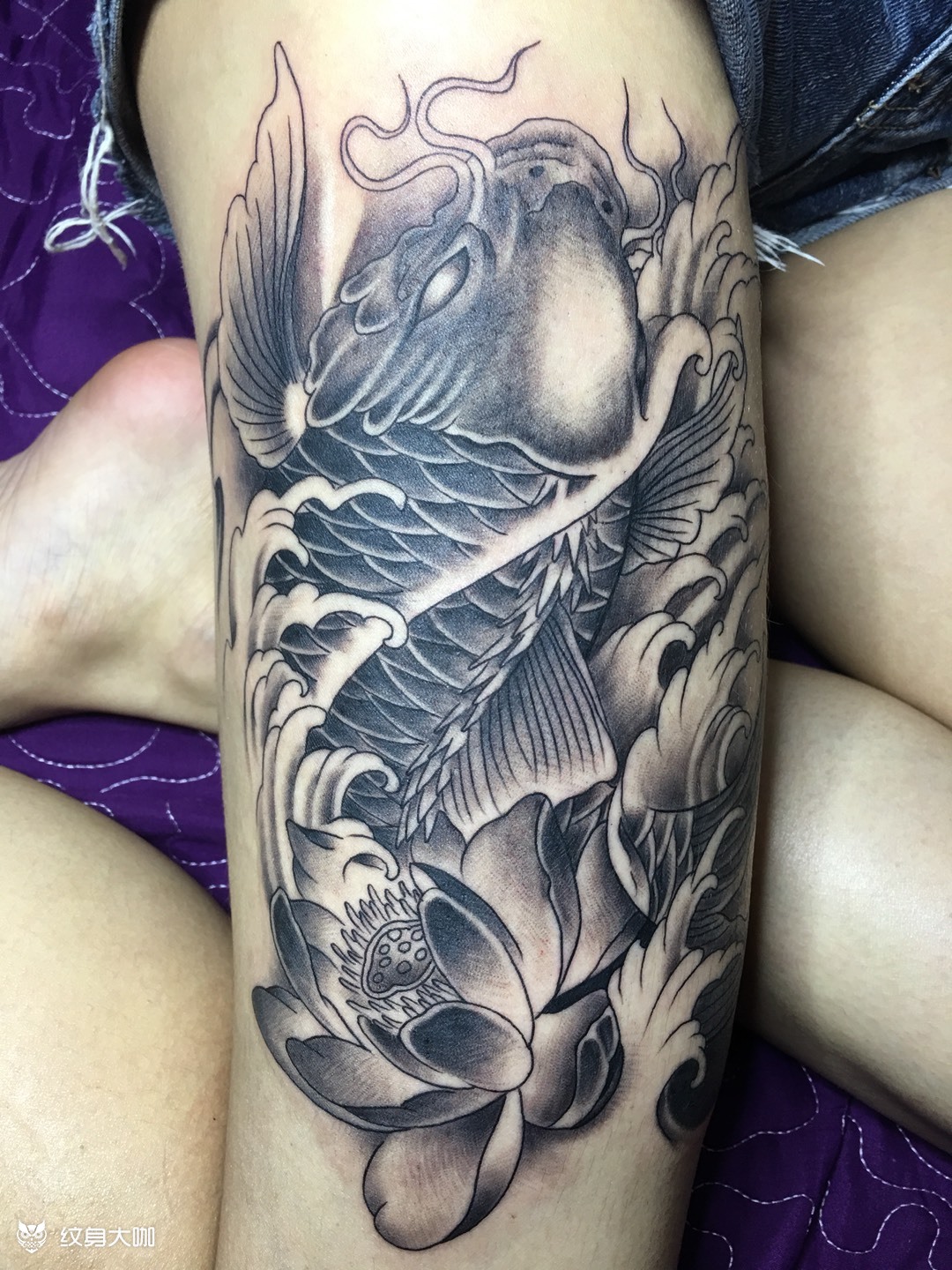 大腿鲤鱼_纹身图案手稿图片_luotattoo的纹身作品集