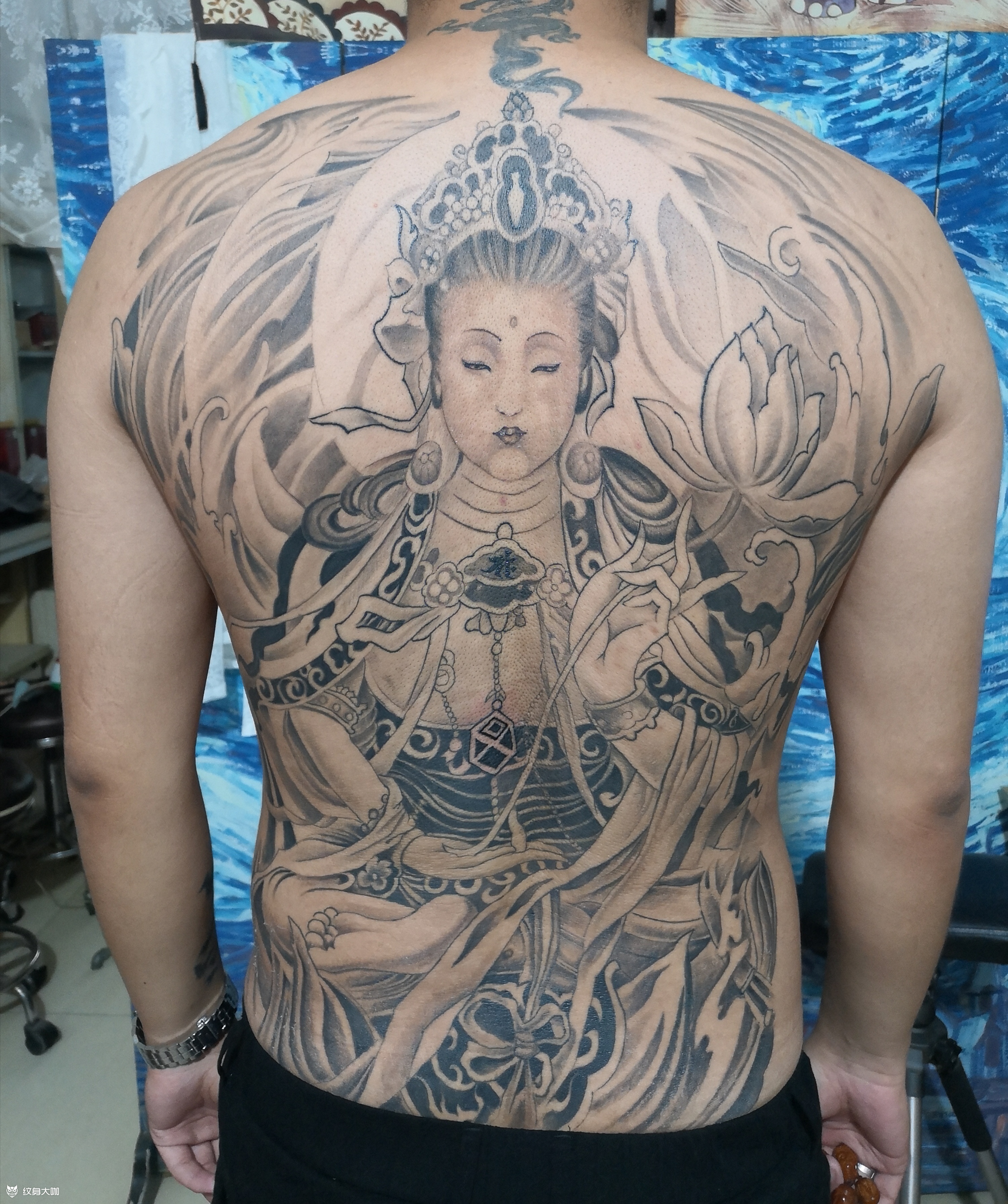 满背大势至菩萨_纹身图案手稿图片_刘聪的纹身作品集