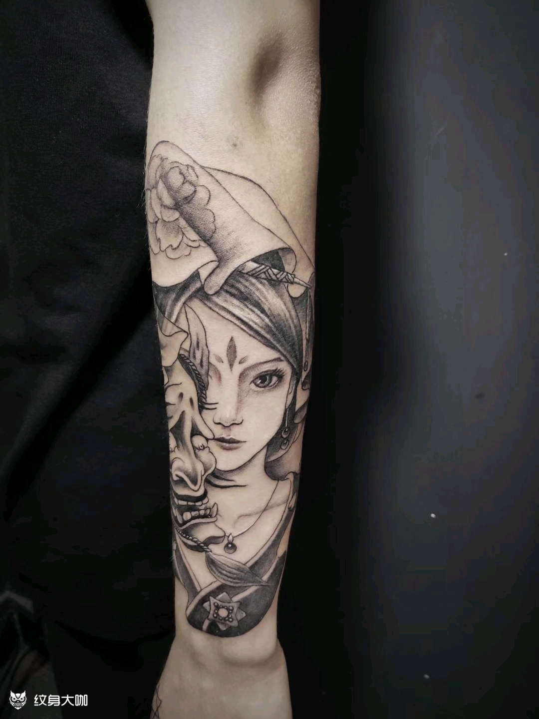 艺妓纹身小臂纹身