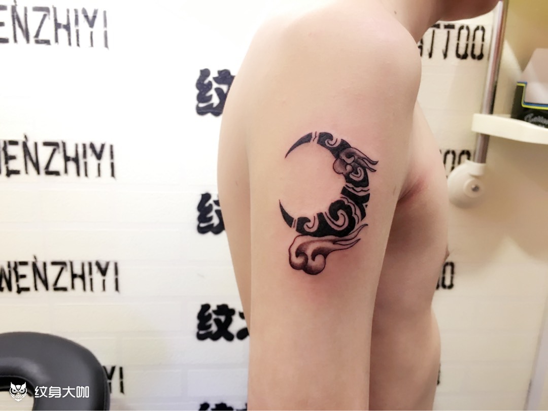 月亮图腾_纹身图案手稿图片_纹之翼 - 欣的纹身作品集