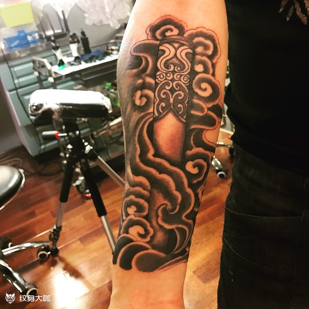 小臂金箍棒_纹身图案手稿图片_孙晓东的纹身作品集