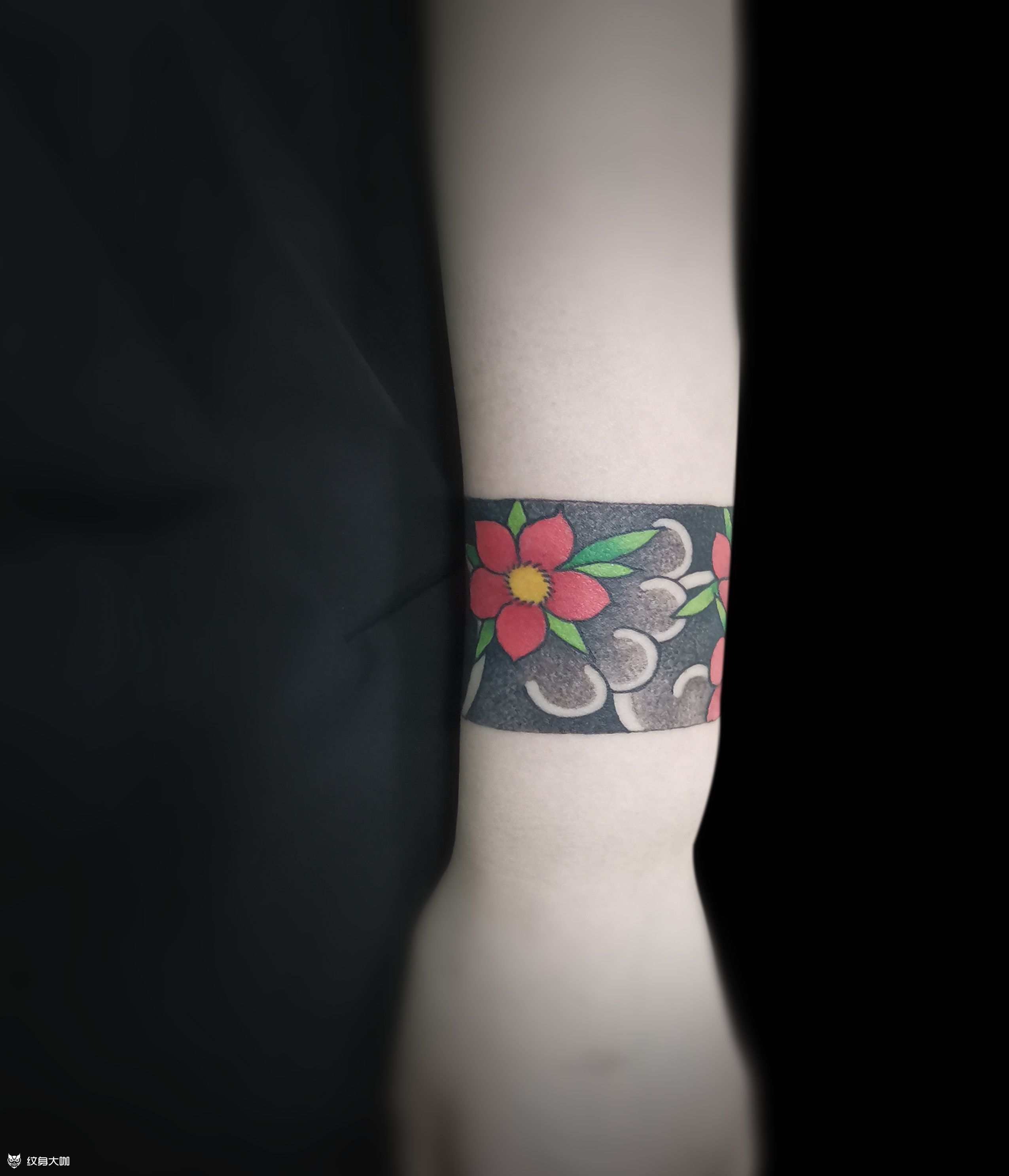 臂环遮盖情侣纹身_纹身图案手稿图片_one的纹身作品集