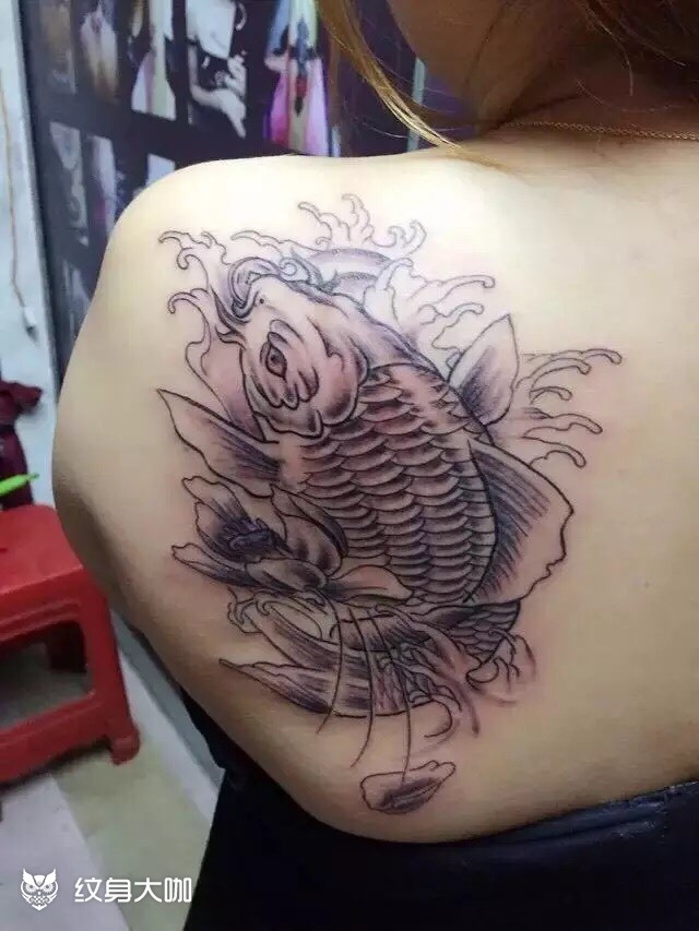后背鲤鱼_纹身图案手稿图片_魅影的纹身作品集