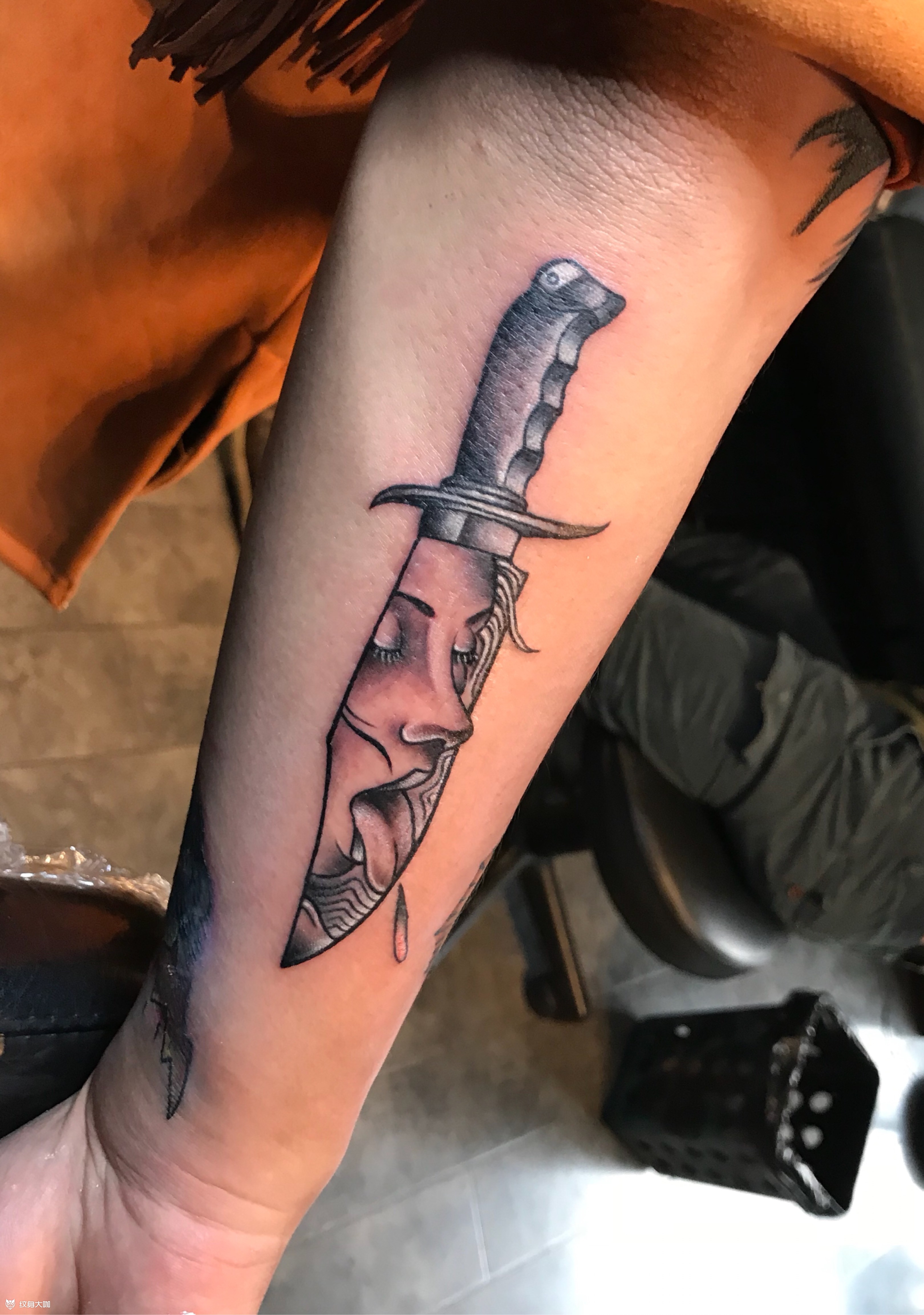欧美小刀_纹身图案手稿图片_小水的纹身作品集