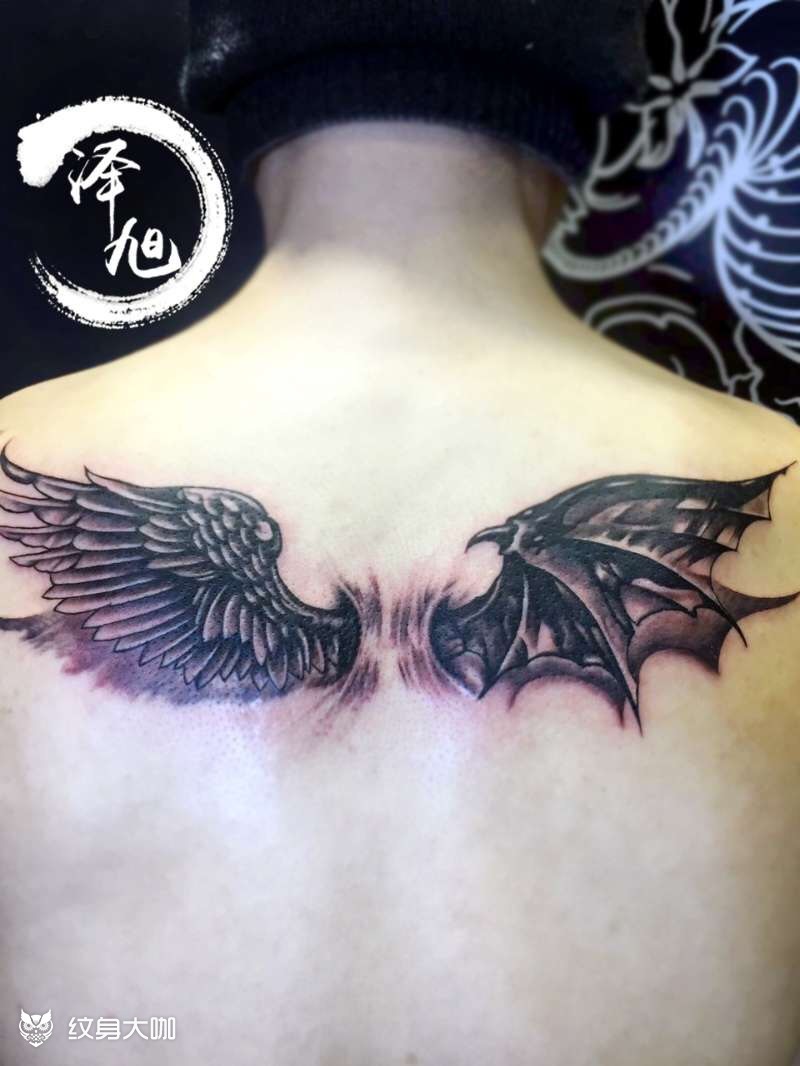 天使与魔鬼纹身图案图片