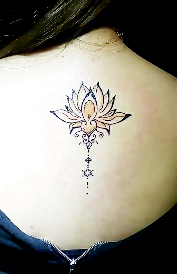莲花后背_纹身图案手稿图片_念圣国的纹身作品集