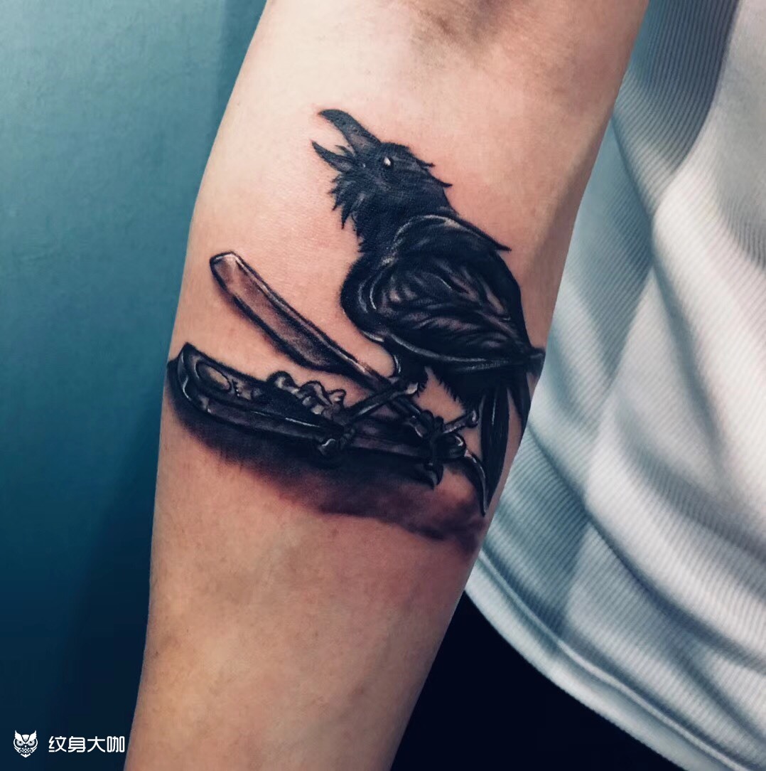 乌鸦_纹身图案手稿图片_浩楠的纹身作品集
