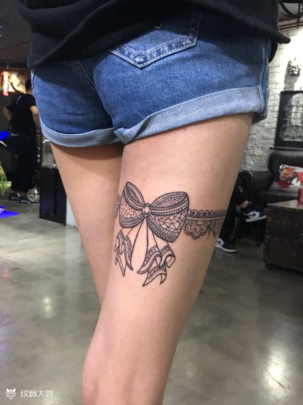 蕾丝腿环_纹身图案手稿图片_李阳的纹身作品集