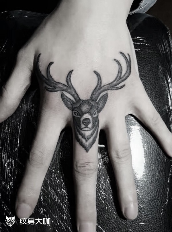 手背麋鹿_纹身图案手稿图片_悟沁的纹身作品集