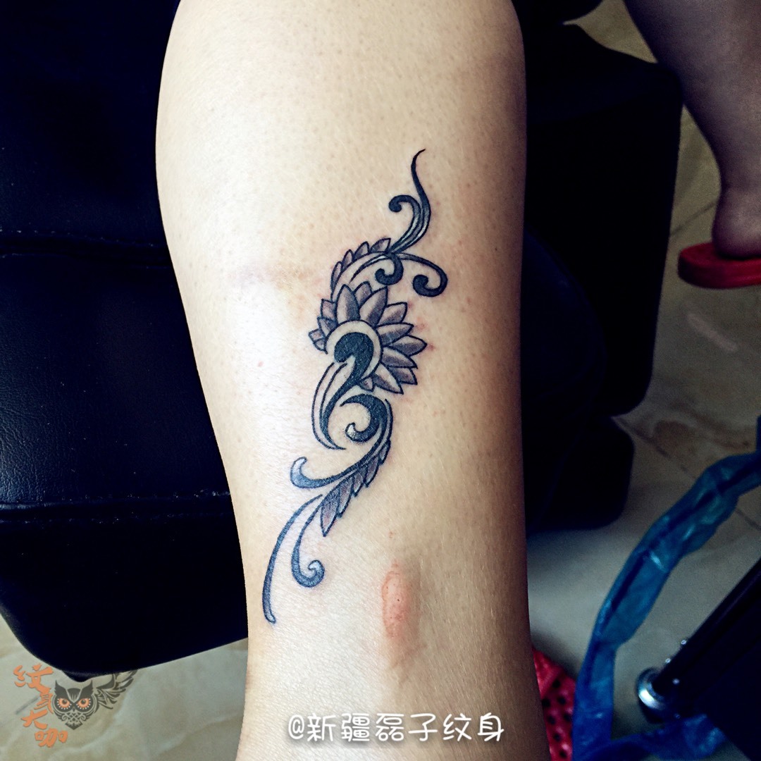 藤蔓_纹身图案手稿图片_磊子的纹身作品集