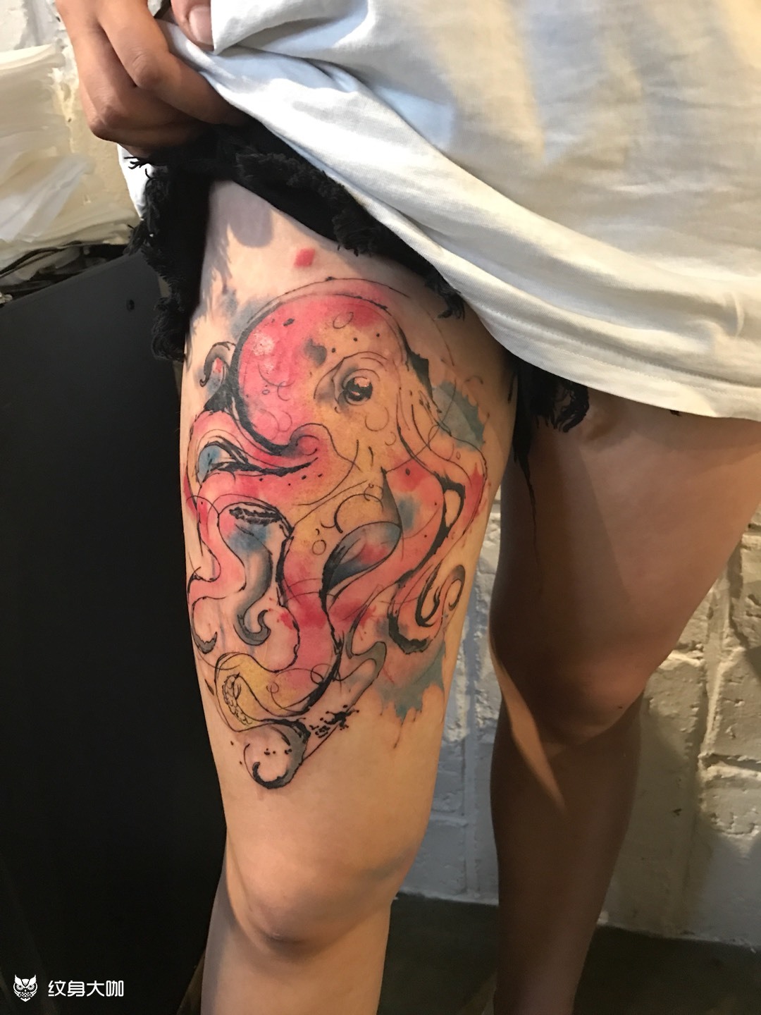 彩色泼墨章鱼_纹身图案手稿图片_侯若庚的纹身作品集