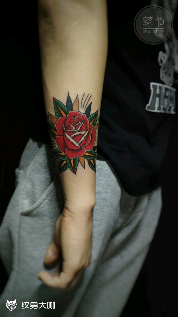 oldschool玫瑰_纹身吧社区 - 纹身大咖