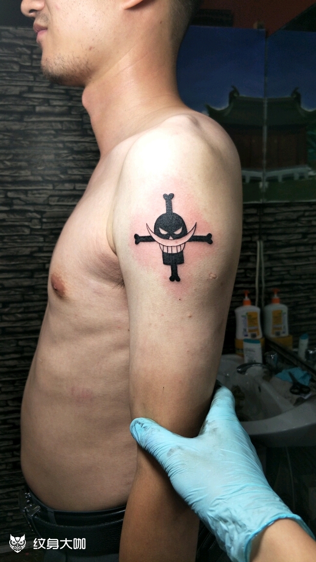 白胡子_纹身图案手稿图片_阿港的纹身作品集