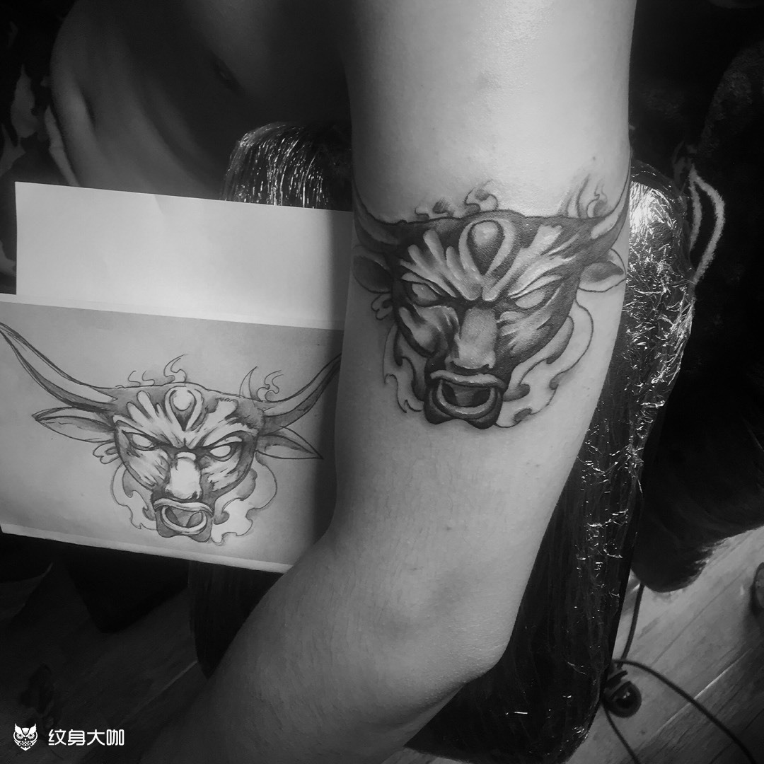 强森牛头_纹身图案手稿图片_小姚的纹身作品集
