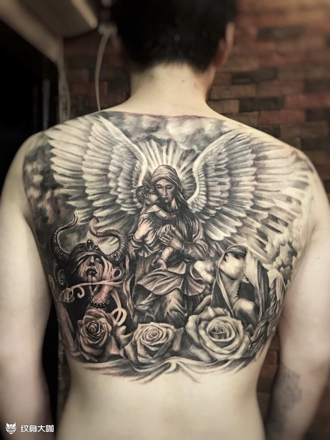 满背天使_纹身图案手稿图片_纹艺刺刻-十一的纹身作品集