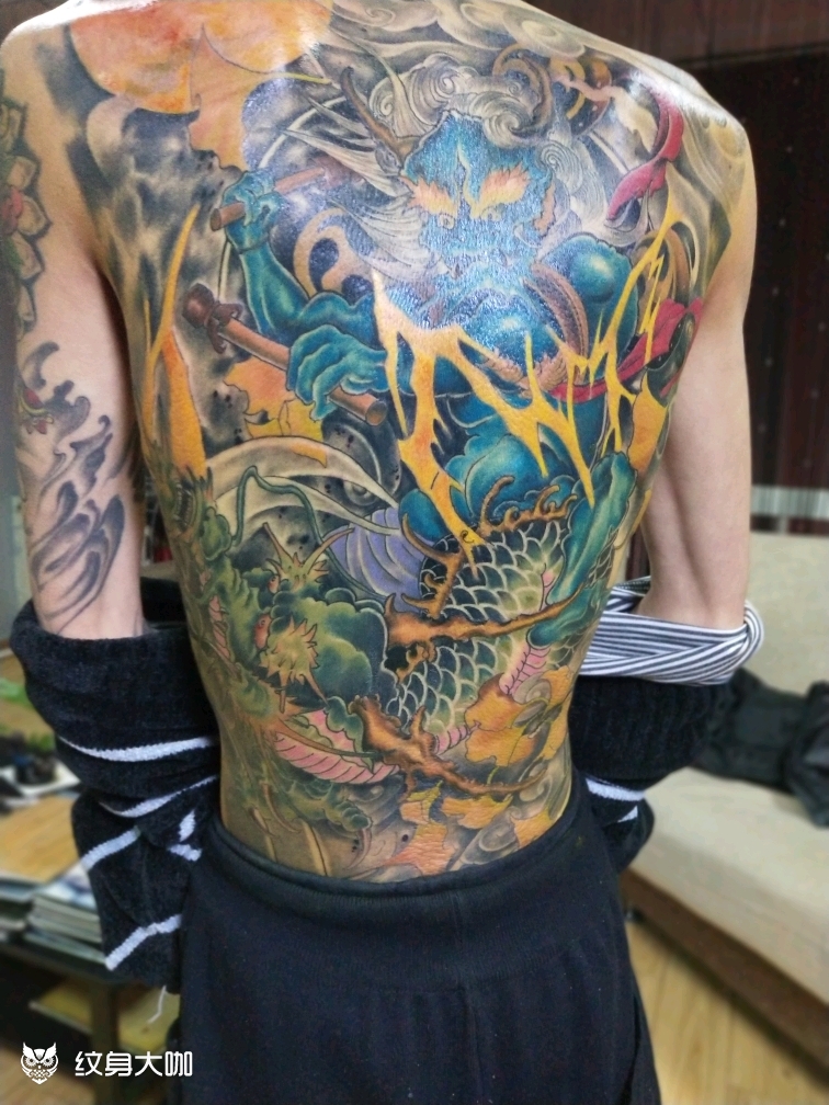 满背雷神承载者真是太瘦了