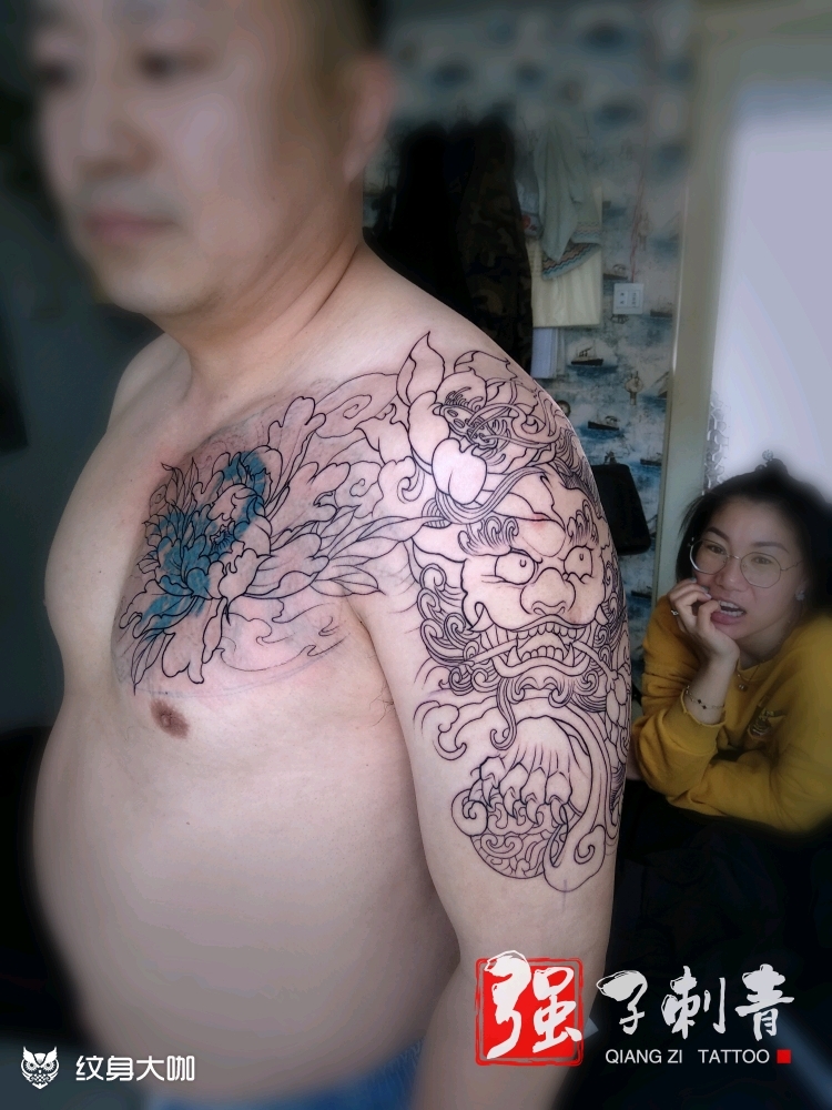 唐狮牡丹半胛线条_纹身图案手稿图片_强子的纹身作品集